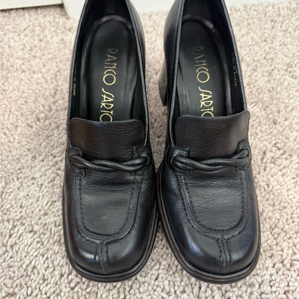 Franco Sarto Black Leather Knot-Detail Loafers